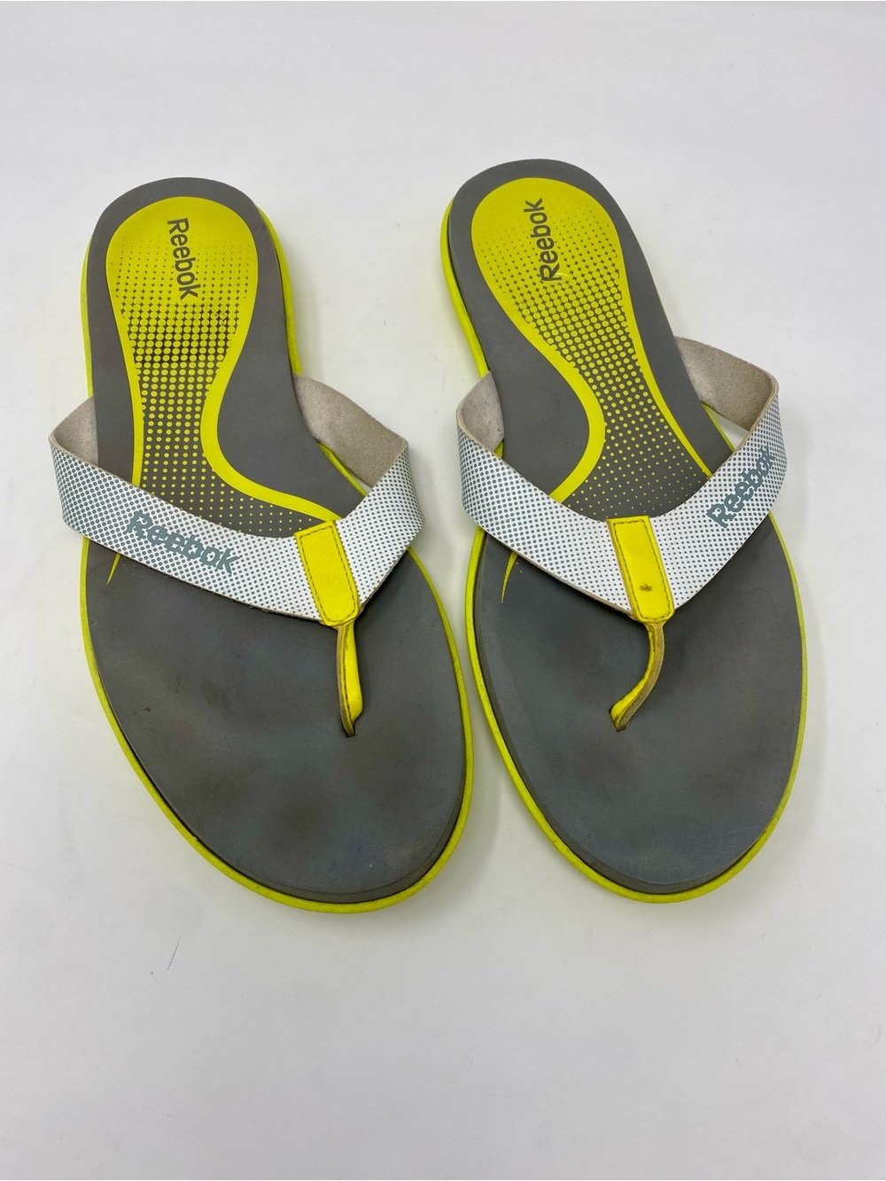 Women’s Reebok Yellow & Gray Flip Flops Size 10